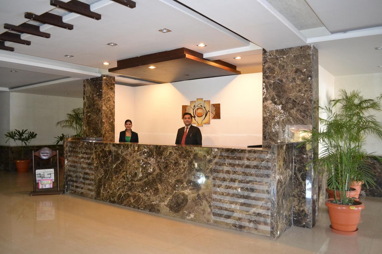 Hotel Ashish International Bhilai Экстерьер фото